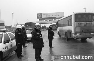 標(biāo)準(zhǔn)化路政大隊(duì)?wèi)?yīng)急指揮車(chē)助力湖北交通應(yīng)急體系建設(shè)